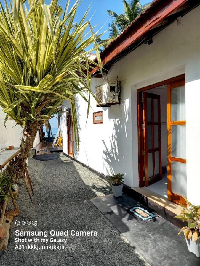 La-Vira Beach Villa Hikkaduwa Exterior foto