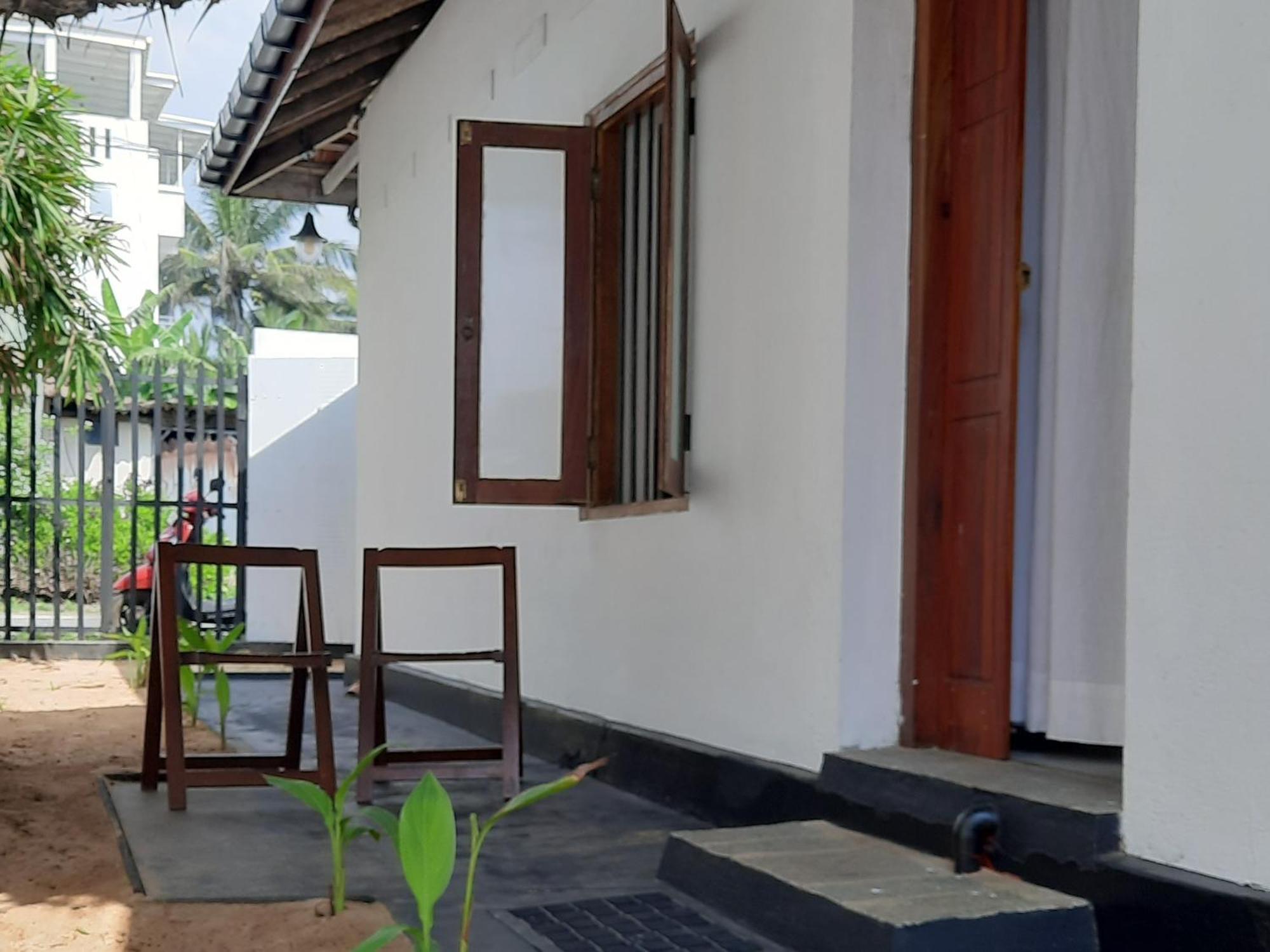 La-Vira Beach Villa Hikkaduwa Zimmer foto