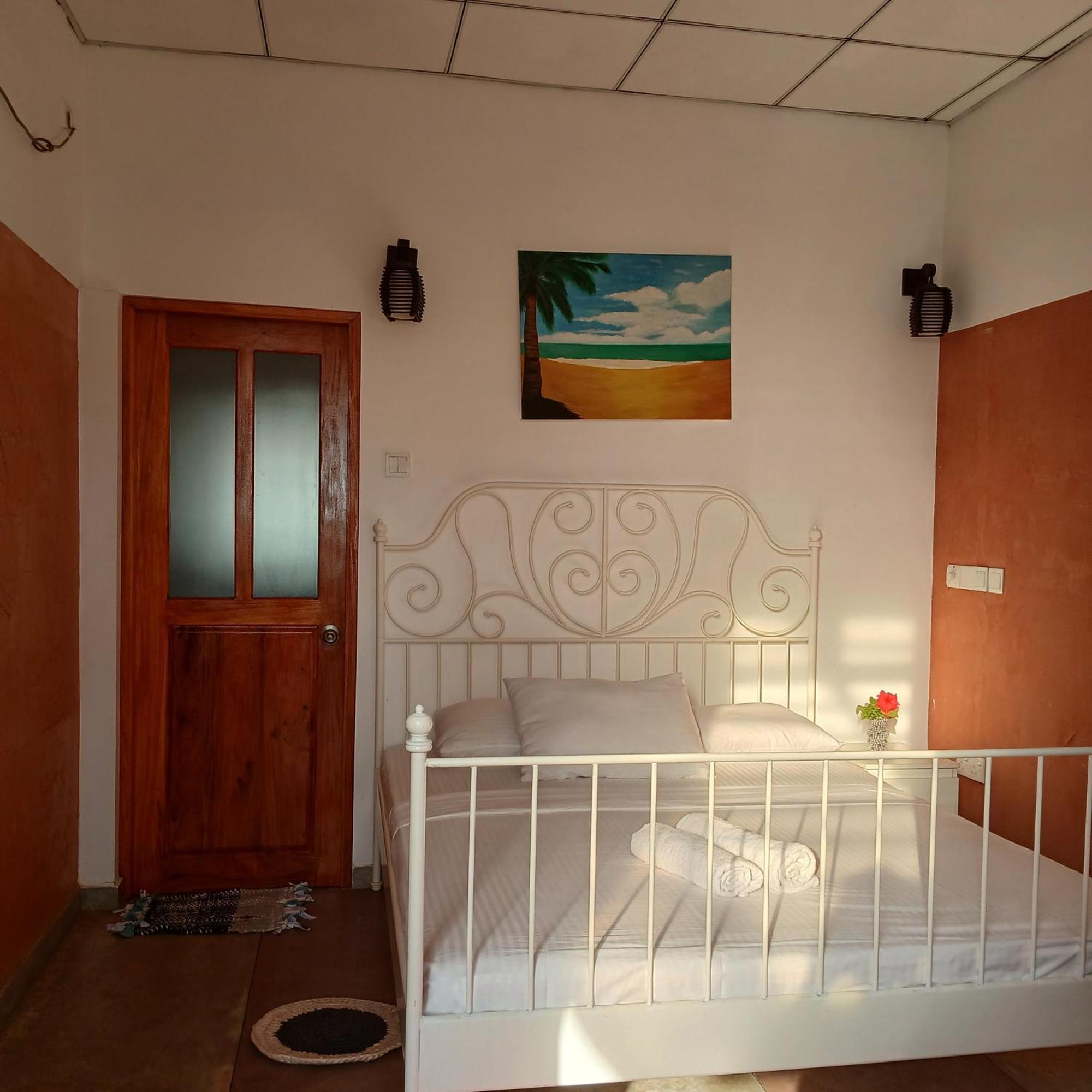 La-Vira Beach Villa Hikkaduwa Exterior foto